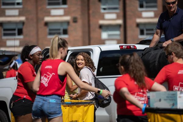 UHart Move In Day